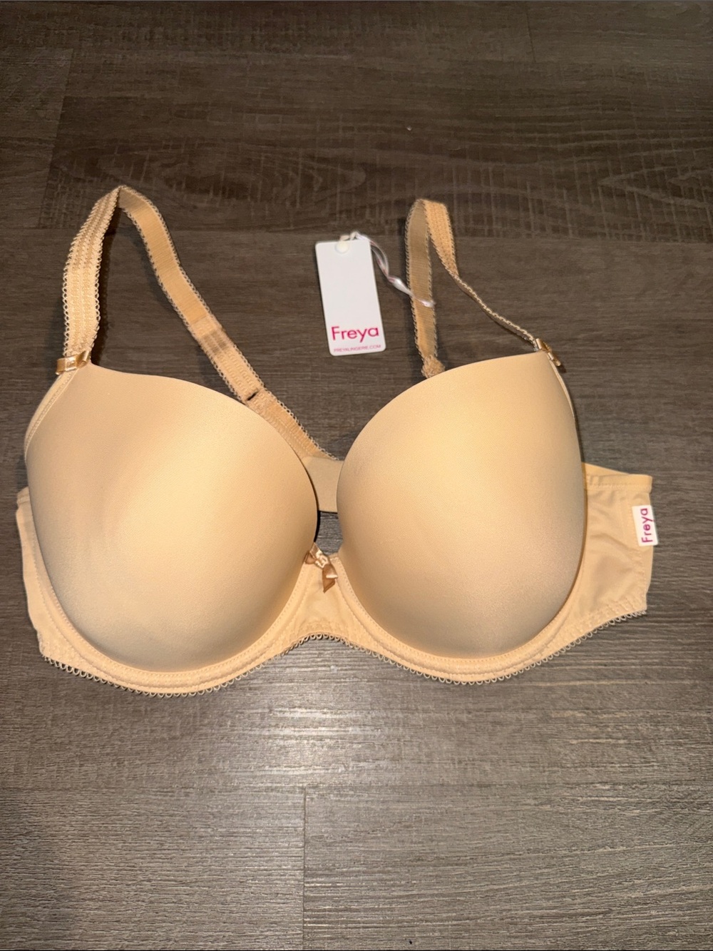 Freya Deco Plunge T-Shirt Bra NWT Tan Nude Size 38DD